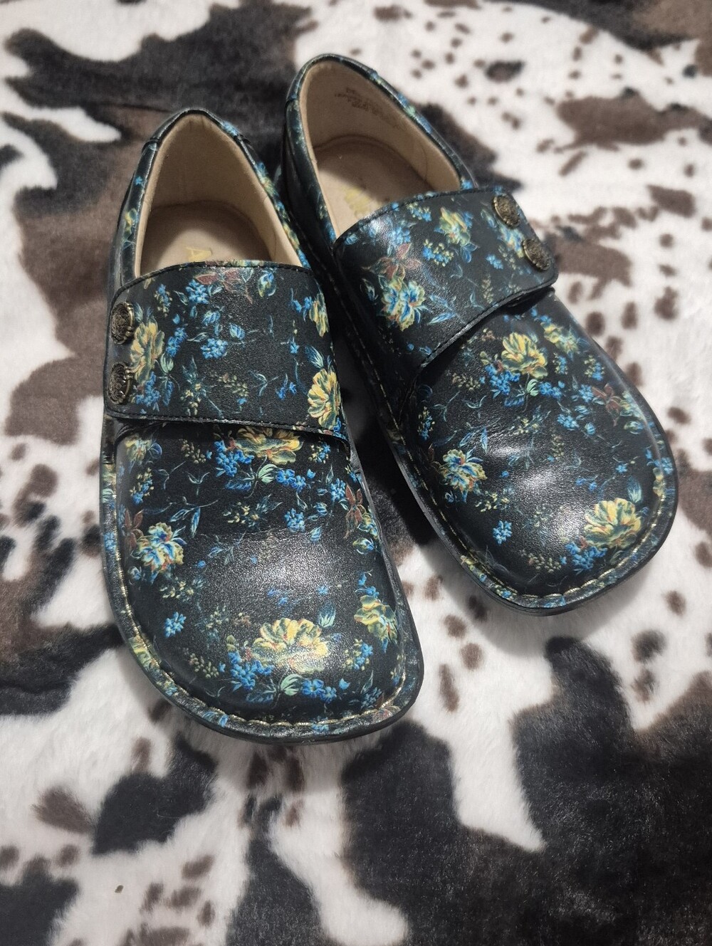 Alegria Black Floral Slip-On Loafers with Yellow & Blue Accents Shoes..Size:38